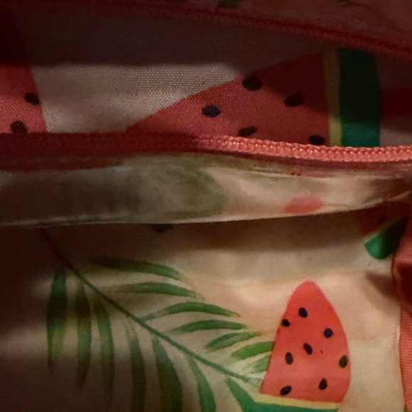 Lug Coral Quilted Small Tote Bag GUC - Picture 12 of 13